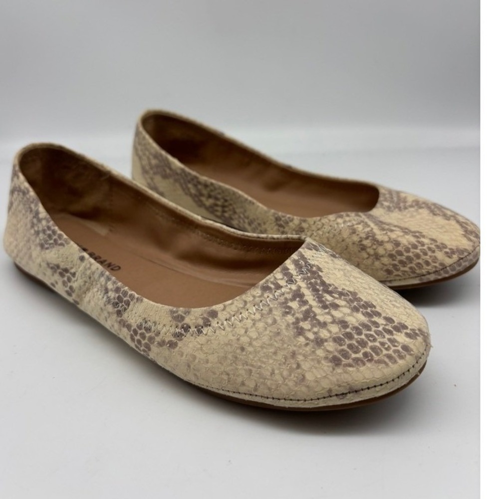 Lucky Brand Emmie Ballet Flat Womens 6.5 Cream Snakeskin Leather Round Toe Flat